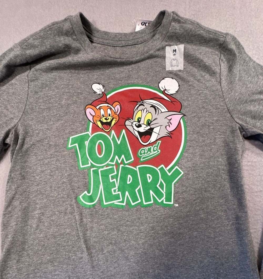 Old Navy Tom and Jerry Christmas Graphic Long Sleeve T-Shirt Grey M (8) - Picture 3 of 4